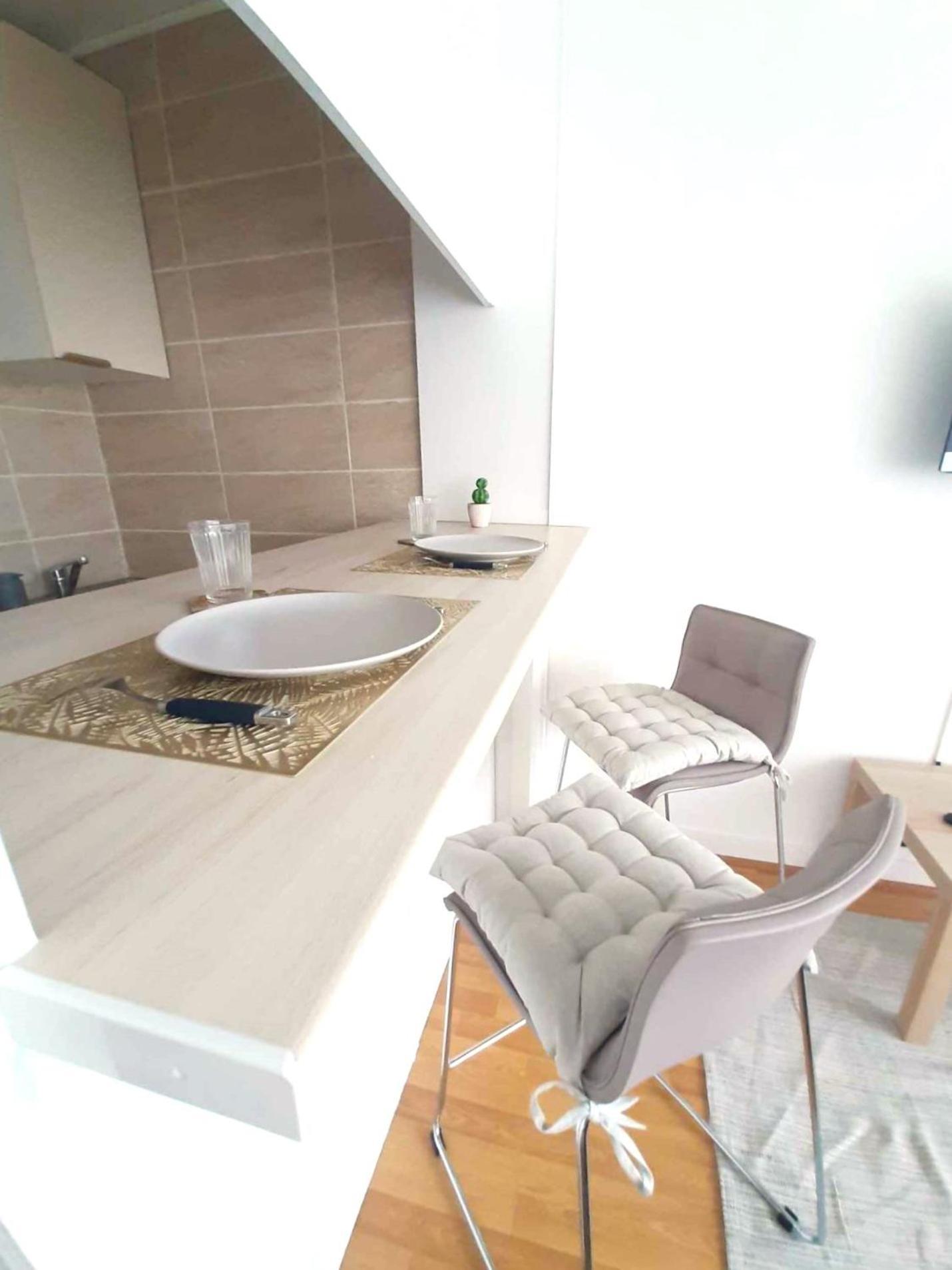 Au Havre Des Sacres - Balcon - Proximite Centre Διαμέρισμα Ρενς Εξωτερικό φωτογραφία